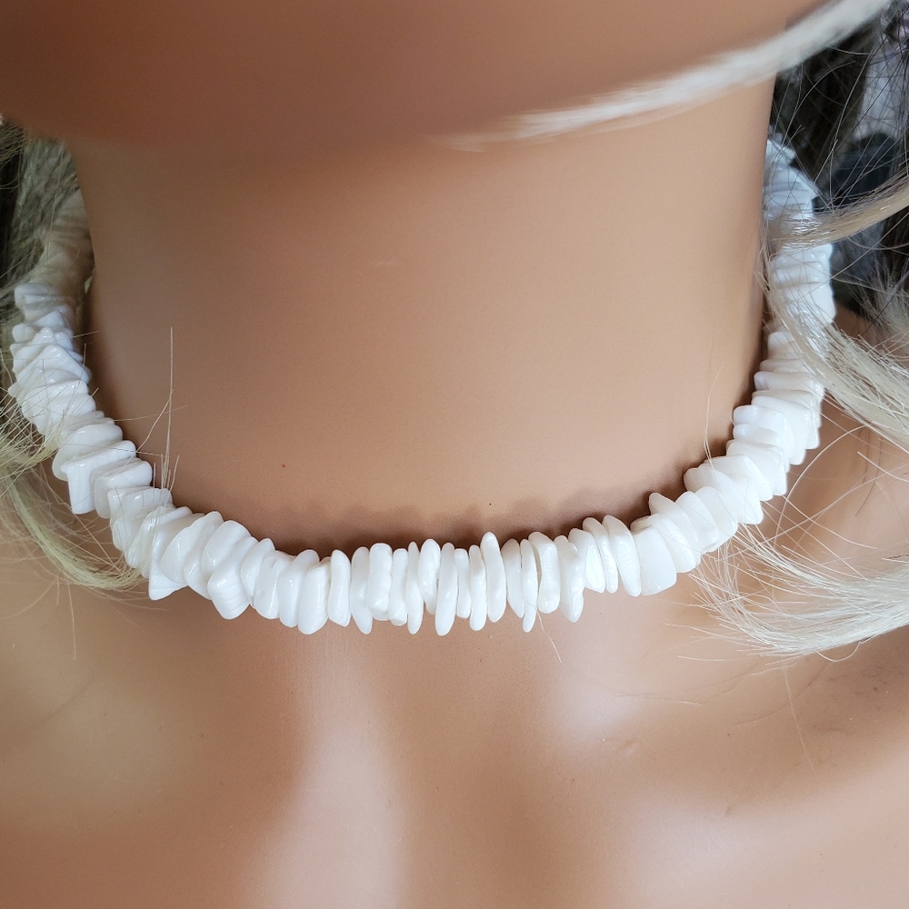 White shell choker necklace beach resort wear 15.5" *